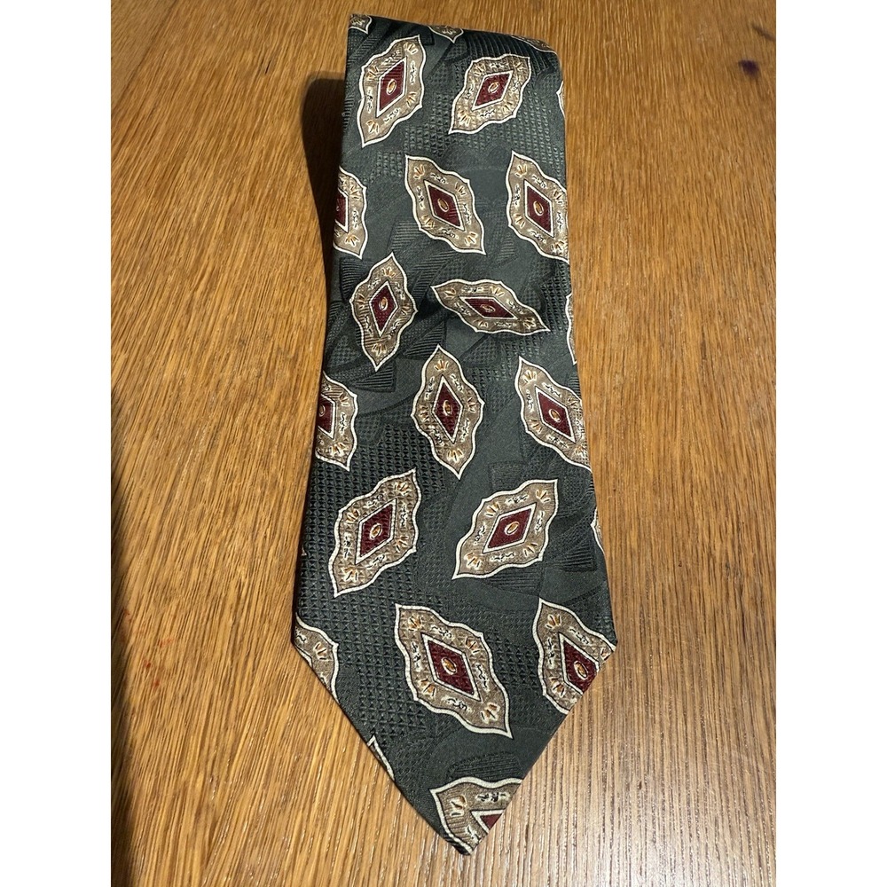 Robert Talbott Studio for Reyn's Tie Silk USA Vintage Medallion Jacquard 4"x 58"